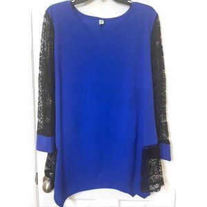 A sky tunic top women's size XL unique lace sleeves and accents asymmetrical hem